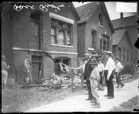 Extraordinary Pictures of the Chicago Race Riots of 1919 - Flashbak