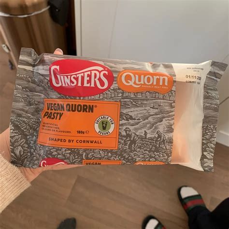 Ginsters Vegan Quorn Pasty Review | abillion