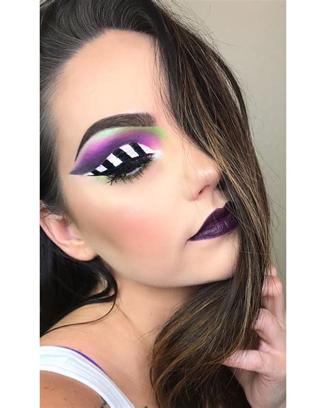 Pin by Amanda Smith on Halloween ideas | Beetlejuice makeup, Halloween ...