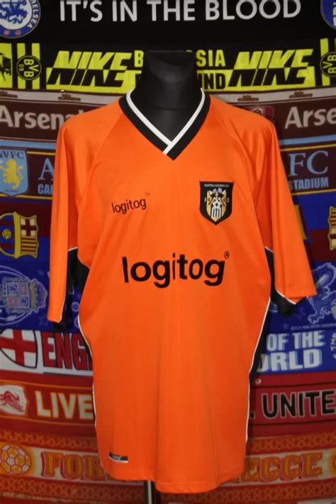 Notts County 2001-02 Third Kit