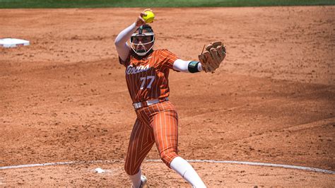 Texas softball team beats Texas A&M in NCAA Austin Regional showdown