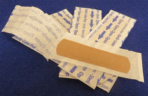 Free photo Band-aid Gauze Bandage Treatment Medical - Max Pixel