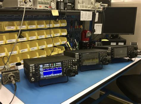 Elecraft posts photos of the new K4 transceiver in production | The SWLing Post