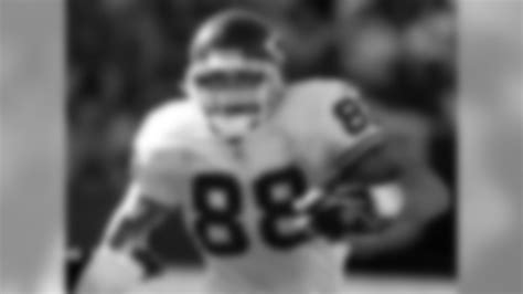 Chiefs Tight End Tony Gonzalez Inducted into Pro Football Hall of Fame