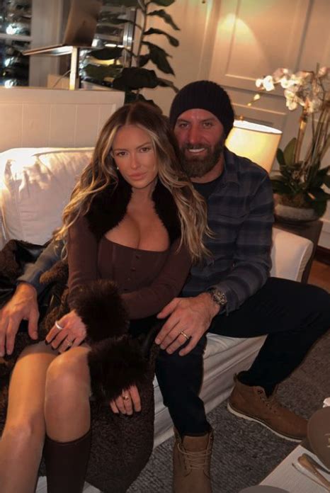 Paulina Gretzky wows fans in new Instagram photos: 'Literal perfection'