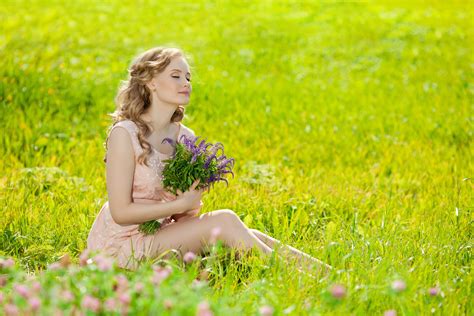 Wallpaper : sunlight, women outdoors, model, blonde, flowers, long hair, closed eyes, nature ...