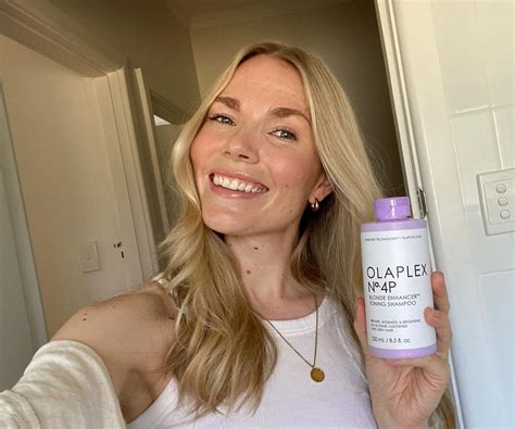 Our Honest Review of the New Olaplex Blonde Shampoo You’ve Been Waiting For