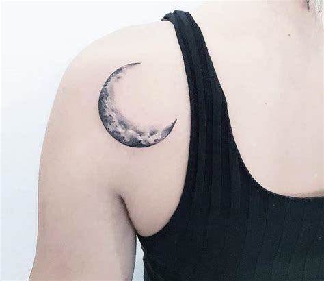 Moon tattoo by Ilaria Tattoo Art | Photo 29235