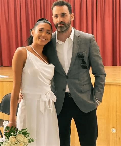 VIDEO: Konstantinos Argiros Sang At His Brother's Wedding – Greek City Times