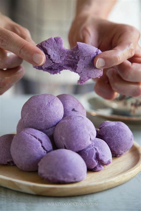 Easy No-Yeast Purple Sweet Potato Mochi Bread (Eggless)