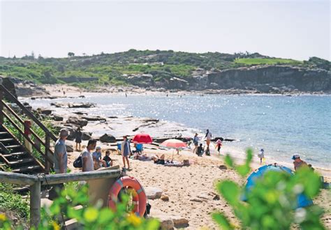 Places We Swim: The Almost-Secret, Secluded Little Bay Beach