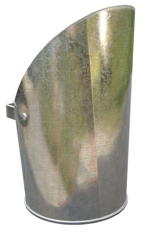 Wild Bird Feed Metal Scoop- Large Galvanized Steel – Twelve Mile Metals