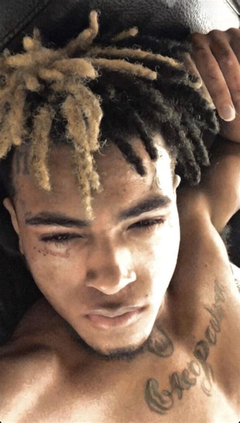 Half Blonde Half Black Hair 2016 : r/XXXTENTACION