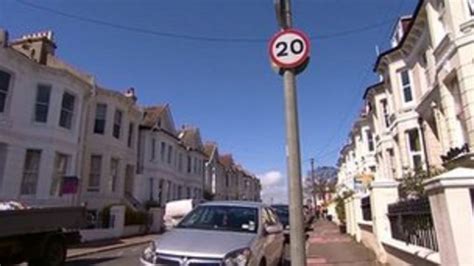 Brighton and Hove city centre to become 20mph zone - BBC News