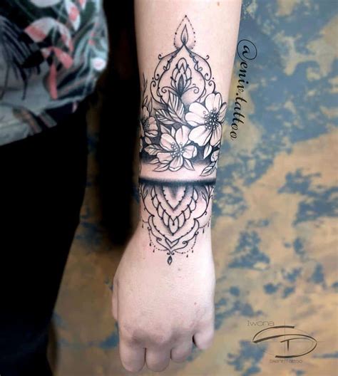 Top 71 Best Tribal Flower Tattoo Ideas - [2021 Inspiration Guide]