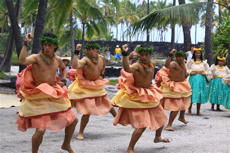 Hawaiian culture, Hawaii, Polynesian dance