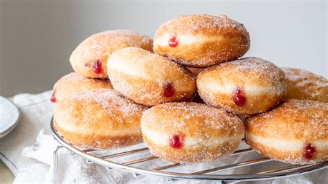Easy Jelly-Filled Donut Recipe