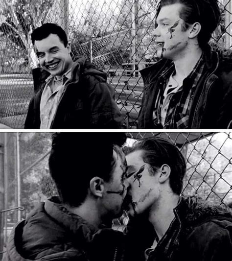 Pin en Gallavich (Ian and Mickey) Shameless