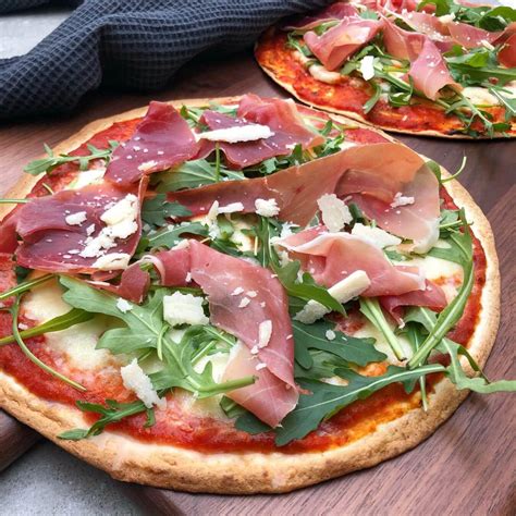 Tortilla Pizza with Serrano Ham and Rucola Recipe – KUMA Knives