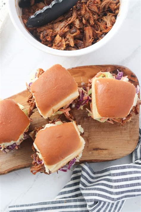 Pulled Pork Sliders on Hawaiian Rolls - Whole Lotta Yum