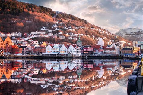 High Definition Bergen Webcam Live Stream from Norway.