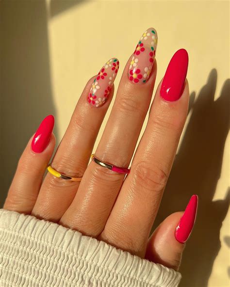 45 Impressive Red Nails Designed to Dazzle in Spring - Hairstyle