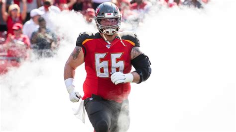 Buccaneers C Ryan Jensen Nominated for NFL Salute to Service Award ...