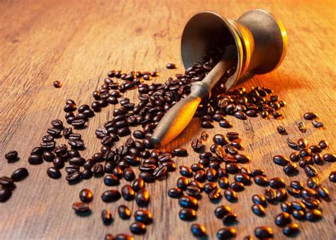 How to Grind Coffee Beans Without a Grinder (7 Easy Methods) | EnjoyJava