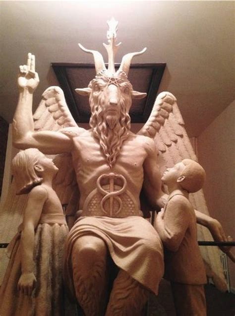 Satanic group unveils controversial statue in Detroit | Religion News Service