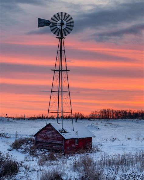 *🇨🇦Prairie windmill (near St. Albert, Alberta) by Jeff Wallace • Alberta (@wherezjeff ...