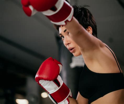 Kickboxing Classes for Women: Guide to Running Female-Only Classes - Spark Membership: The #1 ...