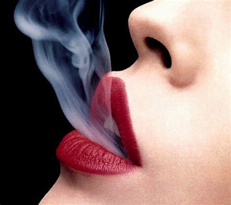 Smoke Lips Wallpaper