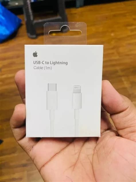 APPLE USB C TO LIGHTNING CABLE 1M – True Solutions