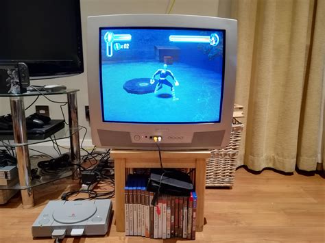 Got myself a CRT from a former CRT repair guy, this Philips CRT is amazing. Can anyone also help ...