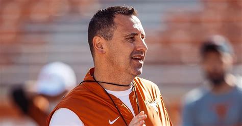 Steve Sarkisian and the Texas offense have a difficult task on Saturday ...