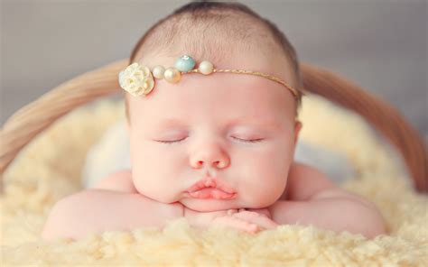 Images newborn child Face sleeping 3840x2400