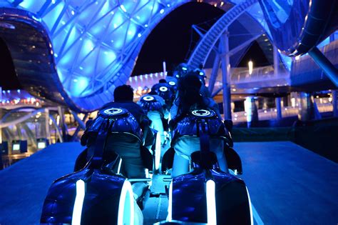 Tron Roller Coaster - Review of Shanghai Disneyland Ride