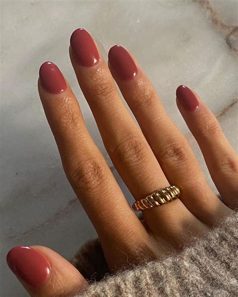 The 13 Prettiest Autumn Nail Colours to Try in 2022 | Who What Wear UK