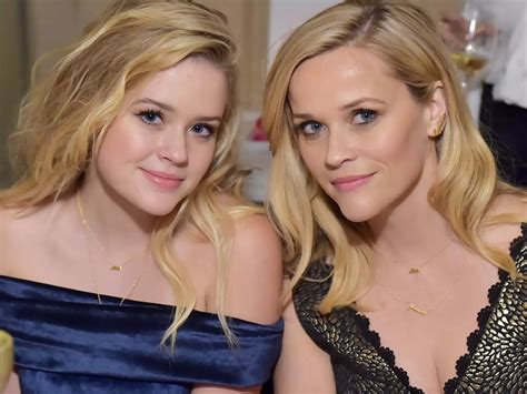 Reese Witherspoon Kids / Reese Witherspoon Was Brutally Honest With Her ...