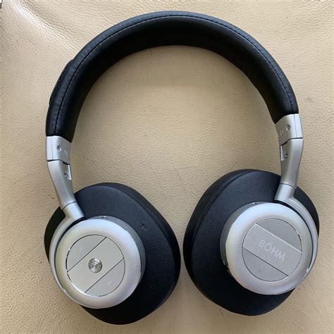 BÖHM / BOHM B76 Wireless Active Noise Cancelling Headphones, Electronics, Audio on Carousell