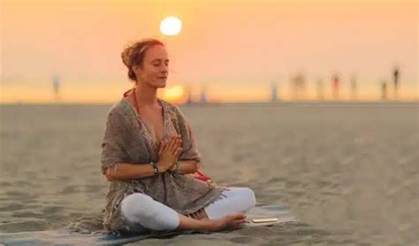 What is Kundalini Meditation? Benefits and Practice