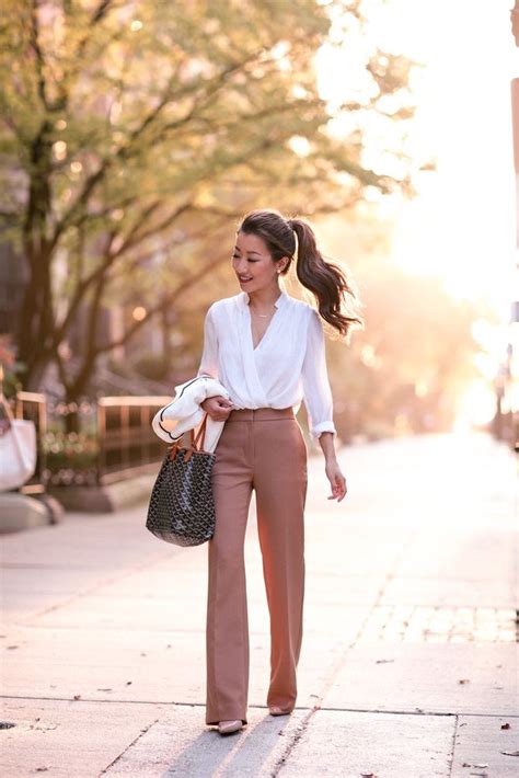 Classic in Camel // Wide leg pants for petites - Extra Petite | Professional work outfit, Spring ...