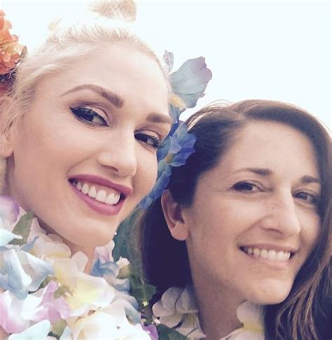 Gwen Stefani shocks with photo of rarely-seen sister Jill – and fans all notice the same thing ...