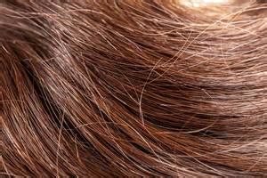 Close- up, black comb on dark female hair - Creative Commons Bilder
