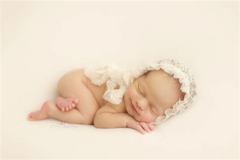 South East London Newborn Baby Girl Photos | Sara