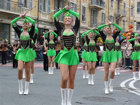 BRASS BAND & GRACJA MAJORETTES FROM STARA WIEŚ | Dance outfits ...