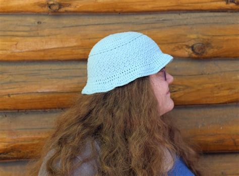 Beach Days Bucket Hat Free Crochet Pattern - Crochet With Kim