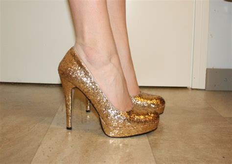 Shoes #292127 heels, slingback and gold on Favim.com