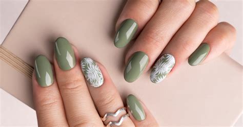 Sage Green Nails Are 2021's Mani Trend