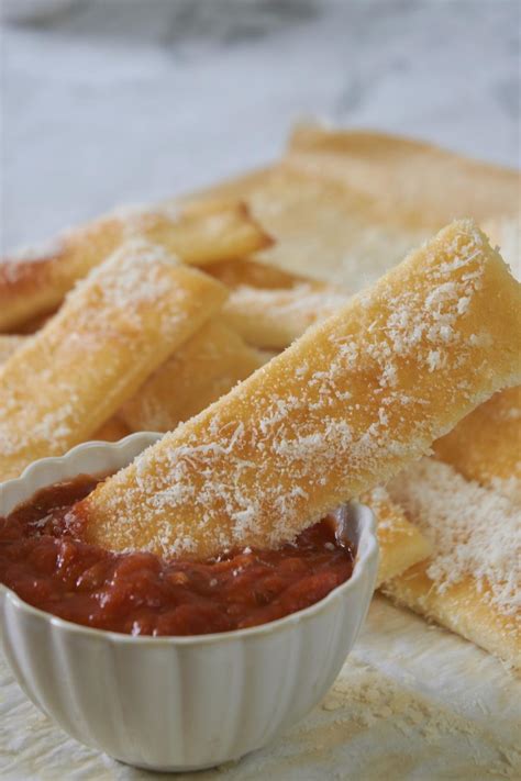 Little Caesars Crazy Bread Made In Just 15 Minutes